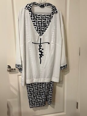 Chic Me White Two-Piece Pant Set with Black Geometric Trim